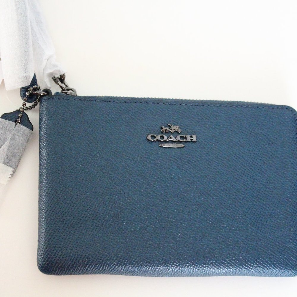 NWT Coach Polished Pebble Leather Small Zip Top Wristlet